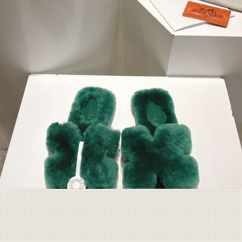 H**mes slippers